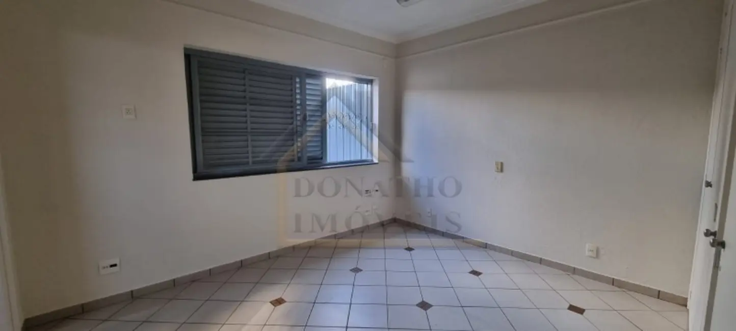 Casa com 3 quartos à venda, 156m2 em Campos Elíseos, Ribeirao Preto - SP - imagem 4 Foto 4 de Casa com 3 quartos à venda, 156m2 em Campos Elíseos, Ribeirao Preto - SP