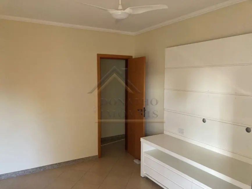 Apartamento com 3 quartos para alugar, 157m2 em Centro, Ribeirao Preto - SP - imagem 7 Foto 7 de Apartamento com 3 quartos para alugar, 157m2 em Centro, Ribeirao Preto - SP