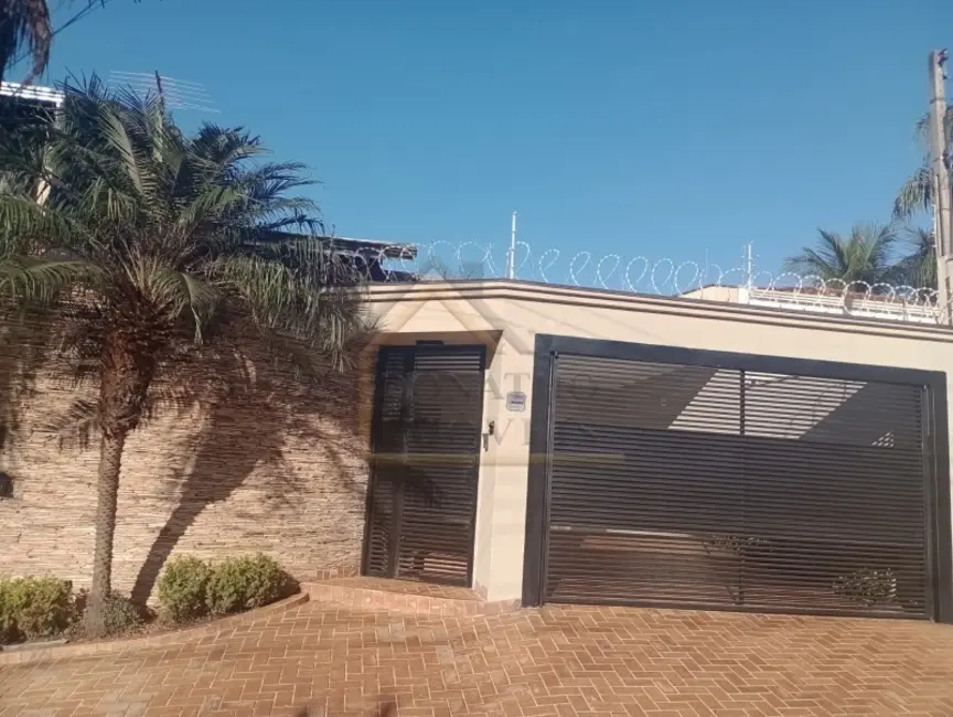 Foto 1 de Casa com 3 quartos à venda, 200m2 em Ribeirao Preto - SP