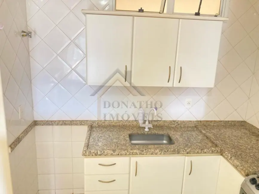 Foto 4 de Kitnet com 1 quarto para alugar, 30m2 em Ribeirao Preto - SP