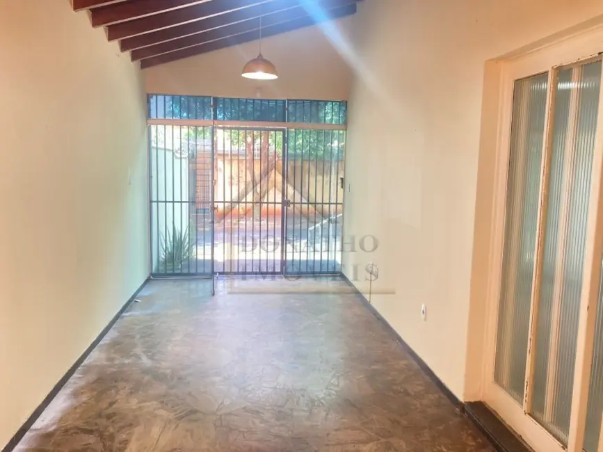 Casa com 2 quartos para alugar, 160m2 em Jardim América, Ribeirao Preto - SP - imagem 3 Foto 3 de Casa com 2 quartos para alugar, 160m2 em Jardim América, Ribeirao Preto - SP