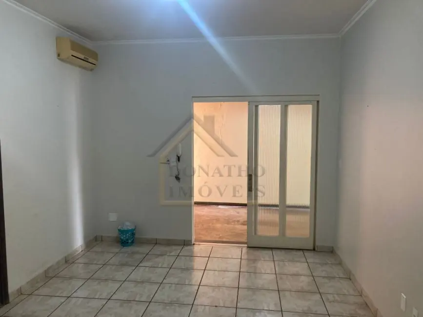 Casa com 2 quartos para alugar, 160m2 em Jardim América, Ribeirao Preto - SP - imagem 5 Foto 5 de Casa com 2 quartos para alugar, 160m2 em Jardim América, Ribeirao Preto - SP