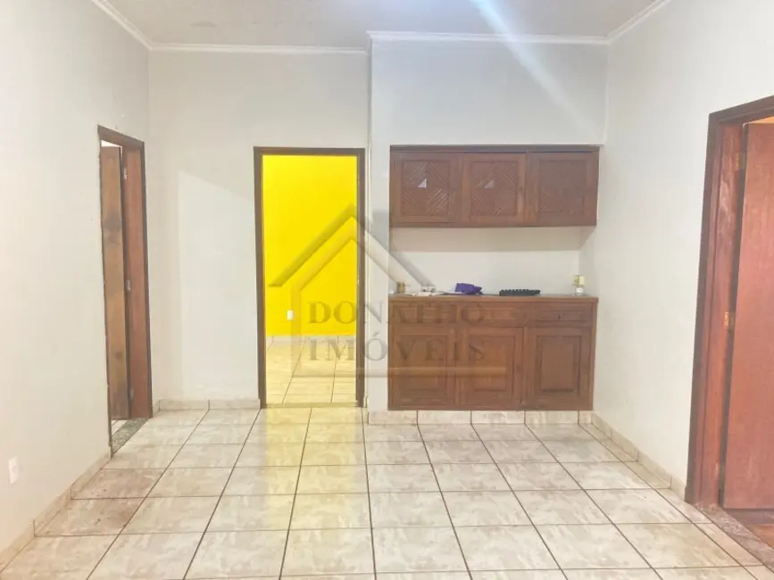 Casa com 2 quartos para alugar, 160m2 em Jardim América, Ribeirao Preto - SP - imagem 4 Foto 4 de Casa com 2 quartos para alugar, 160m2 em Jardim América, Ribeirao Preto - SP