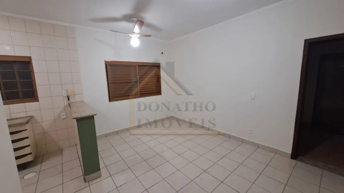 Foto 4 de Kitnet com 1 quarto para alugar, 30m2 em Centro, Ribeirao Preto - SP