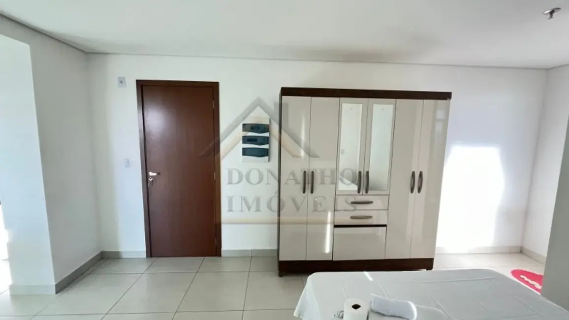 Foto 3 de Apartamento com 1 quarto para alugar, 34m2 em Vila Seixas, Ribeirao Preto - SP