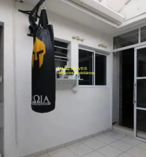 Foto 3 de Casa de Condomínio com 3 quartos à venda, 250m2 em Jardim Dom Bosco, São Paulo - SP