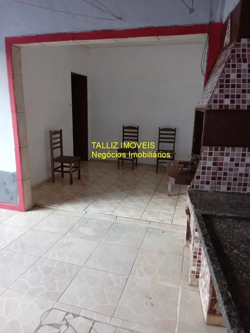 Casa com 3 quartos à venda e para alugar, 270m2 em Caraguatatuba - SP - imagem 3 Foto 3 de Casa com 3 quartos à venda e para alugar, 270m2 em Caraguatatuba - SP