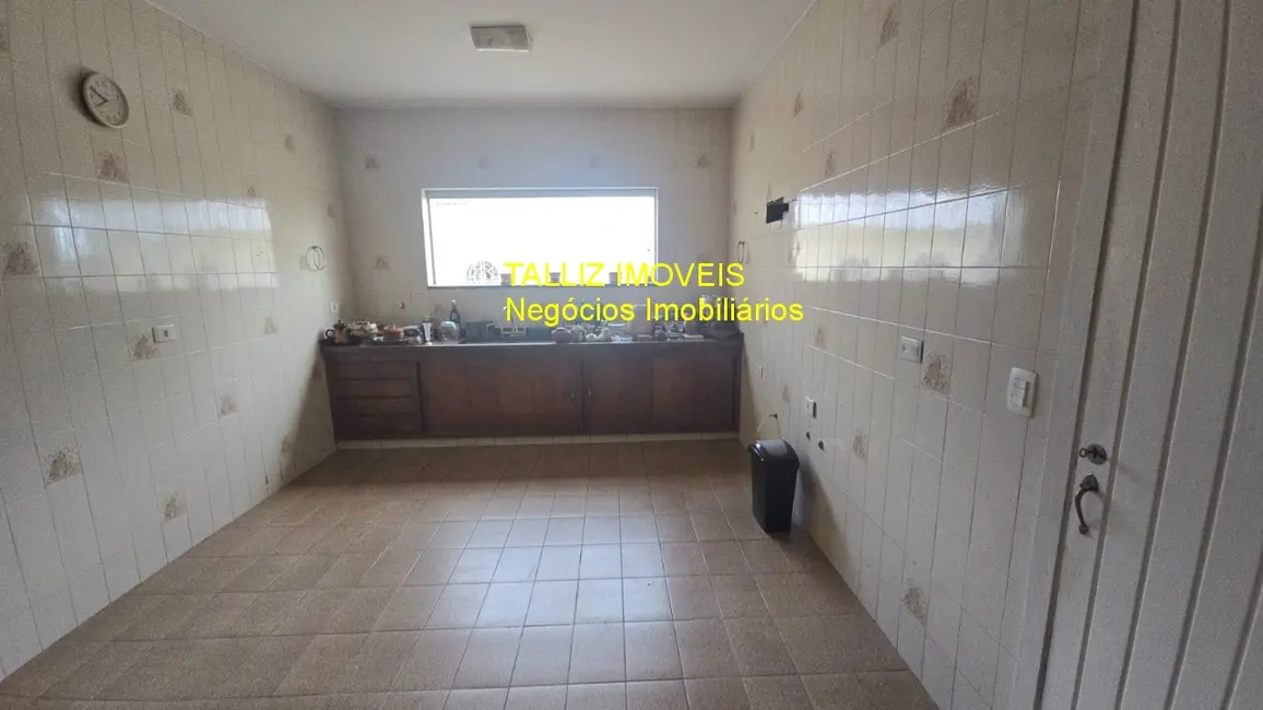 Casa com 3 quartos à venda, 285m2 em Jardim Londrina, São Paulo - SP - imagem 5 Foto 5 de Casa com 3 quartos à venda, 285m2 em Jardim Londrina, São Paulo - SP