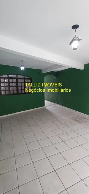 Foto 2 de Casa com 3 quartos para alugar, 240m2 em Vila Prel, São Paulo - SP