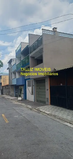 Casa com 2 quartos à venda, 180m2 em Jardim Guaciara, Taboao Da Serra - SP - imagem 2 Foto 2 de Casa com 2 quartos à venda, 180m2 em Jardim Guaciara, Taboao Da Serra - SP