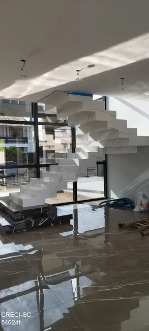 Foto 9 de Casa com 6 quartos à venda, 433m2 em Sao Francisco Do Sul - SC