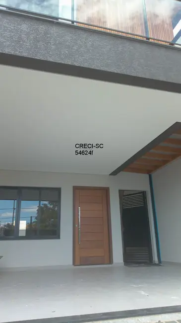 Foto 2 de Casa com 3 quartos à venda, 166m2 em Saguaçu, Joinville - SC