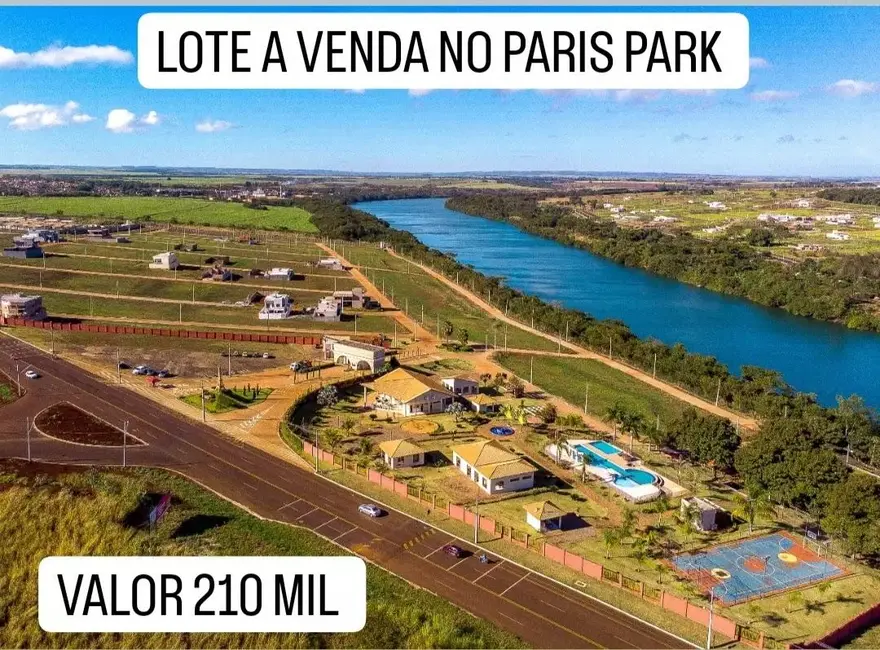 Foto 1 de Terreno / Lote à venda em Arapora - MG