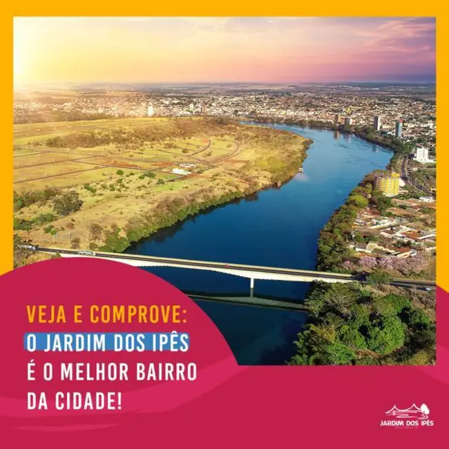 Foto 1 de Terreno / Lote à venda em Arapora - MG