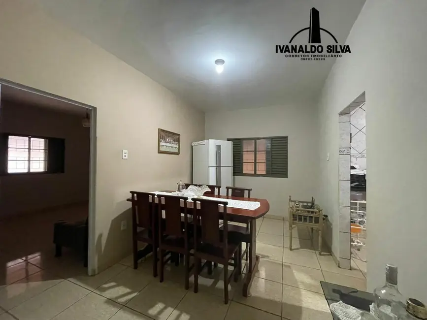 Foto 9 de Casa com 3 quartos à venda, 280m2 em Arapora - MG