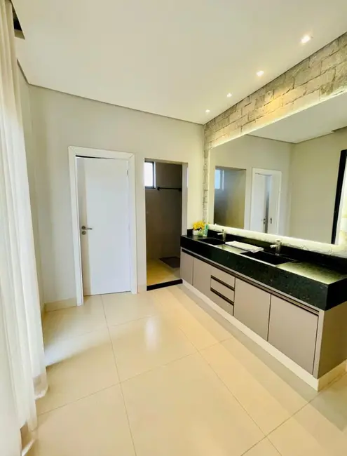 Foto 6 de Casa com 3 quartos à venda, 280m2 em Arapora - MG