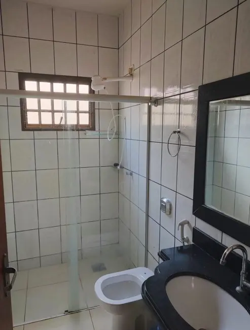 Foto 7 de Casa com 4 quartos à venda em Itumbiara - GO