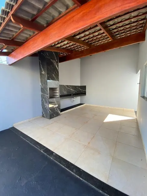 Foto 5 de Casa com 3 quartos à venda em Itumbiara - GO