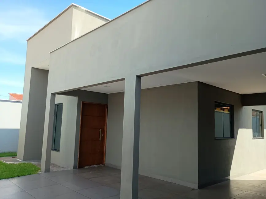 Foto 2 de Casa com 3 quartos à venda, 90m2 em Arapora - MG