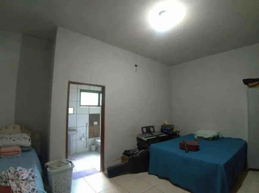 Casa com 2 quartos à venda, 100m2 em Itumbiara - GO - imagem 5 Foto 5 de Casa com 2 quartos à venda, 100m2 em Itumbiara - GO