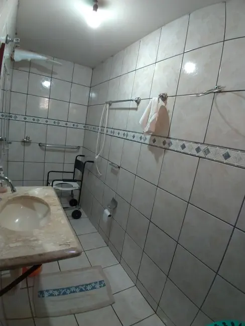 Foto 7 de Casa com 2 quartos à venda, 90m2 em Itumbiara - GO