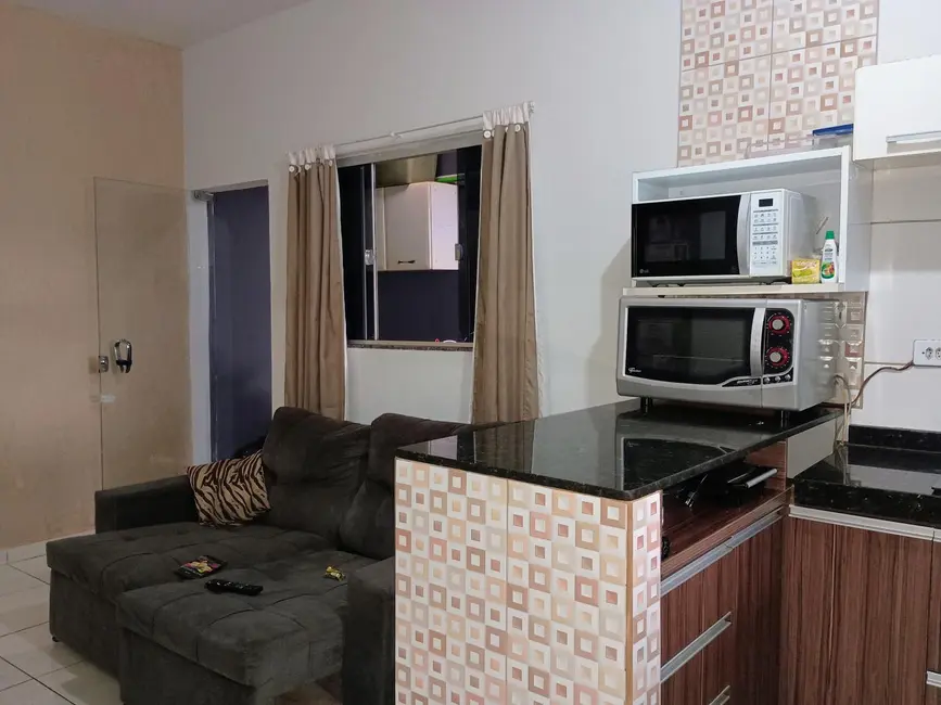 Foto 4 de Casa com 2 quartos à venda, 70m2 em Arapora - MG