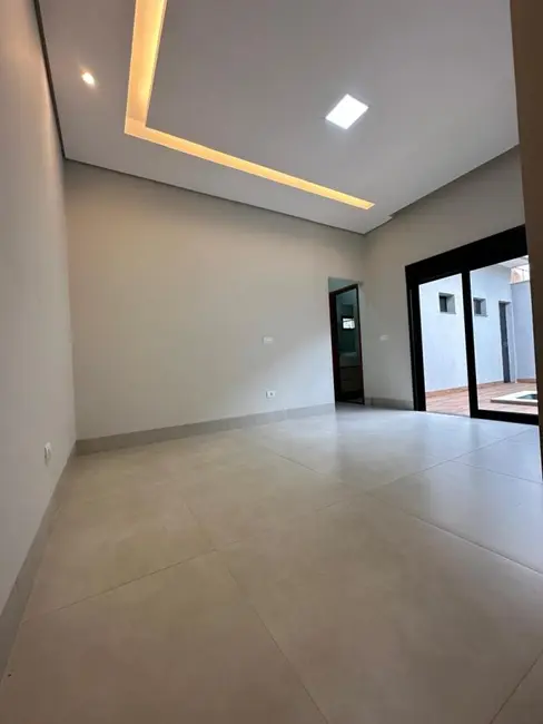 Casa com 3 quartos à venda, 164m2 em Itumbiara - GO - imagem 9 Foto 9 de Casa com 3 quartos à venda, 164m2 em Itumbiara - GO
