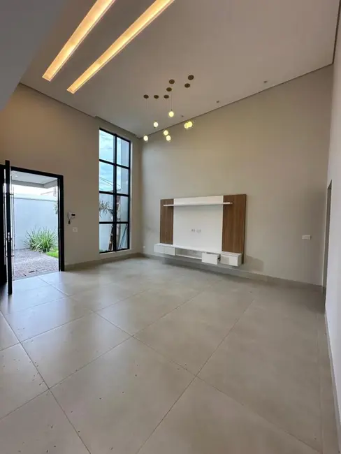 Casa com 3 quartos à venda, 164m2 em Itumbiara - GO - imagem 3 Foto 3 de Casa com 3 quartos à venda, 164m2 em Itumbiara - GO