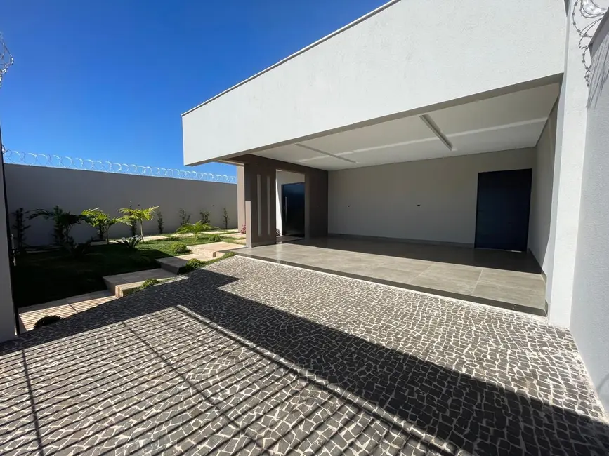 Foto 2 de Casa com 3 quartos à venda, 210m2 em Itumbiara - GO