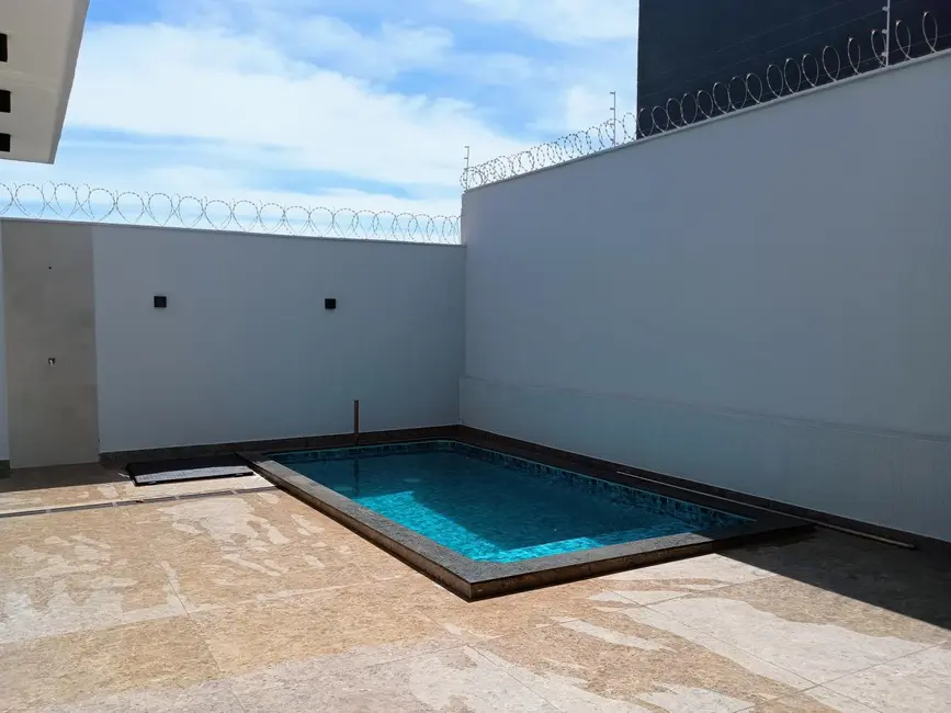 Foto 7 de Casa com 3 quartos à venda, 200m2 em Itumbiara - GO