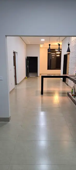 Foto 5 de Casa com 3 quartos à venda, 190m2 em Itumbiara - GO