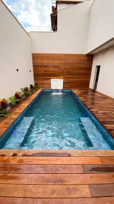 Foto 8 de Casa com 4 quartos à venda, 246m2 em Itumbiara - GO