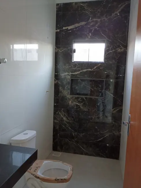 Casa com 3 quartos à venda em Itumbiara - GO - imagem 8 Foto 8 de Casa com 3 quartos à venda em Itumbiara - GO