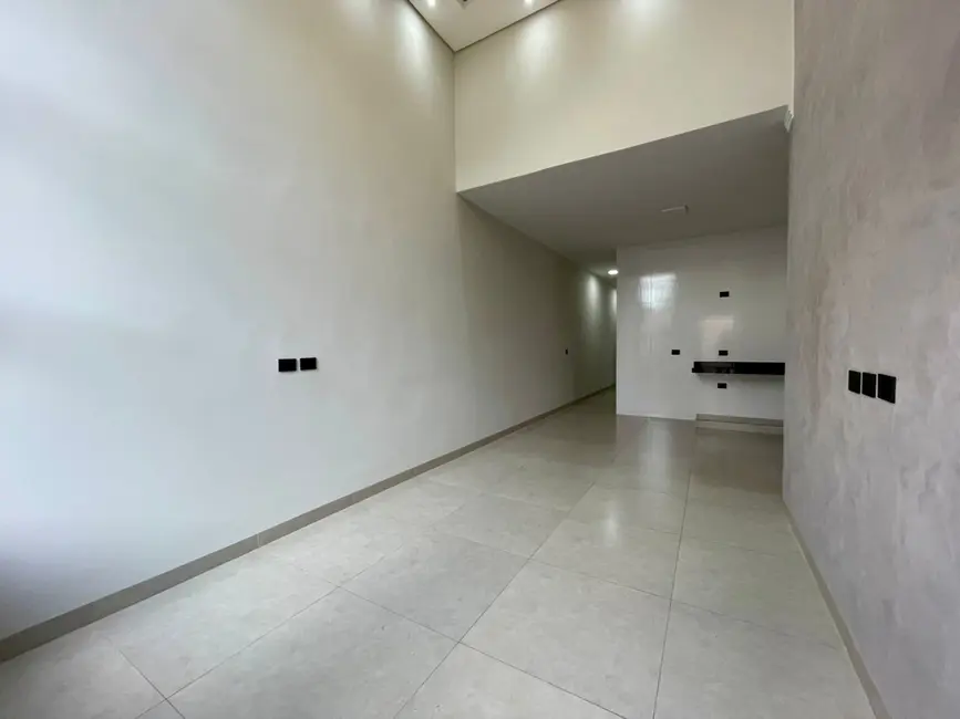 Foto 4 de Casa com 3 quartos à venda, 110m2 em Itumbiara - GO