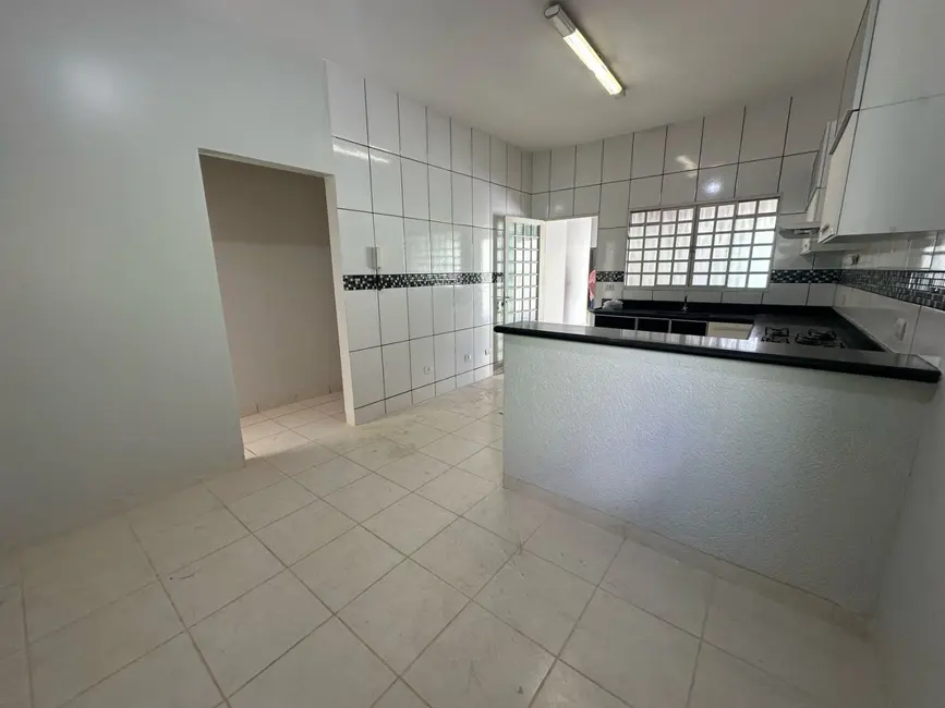 Foto 7 de Casa com 4 quartos à venda, 280m2 em Itumbiara - GO