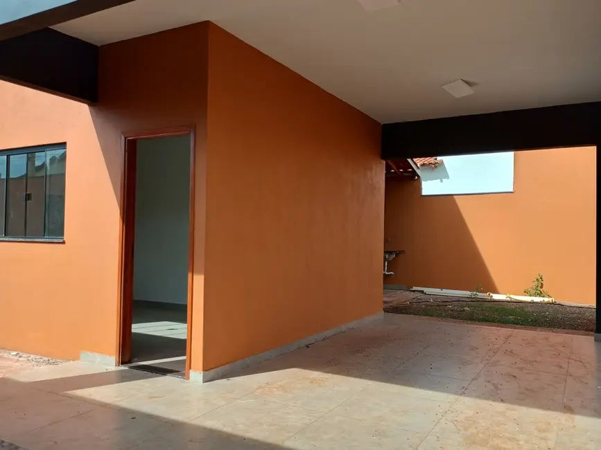 Foto 3 de Casa com 3 quartos à venda em Arapora - MG