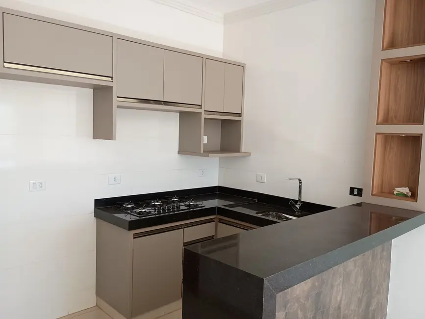 Casa com 2 quartos à venda, 64m2 em Arapora - MG - imagem 2 Foto 2 de Casa com 2 quartos à venda, 64m2 em Arapora - MG