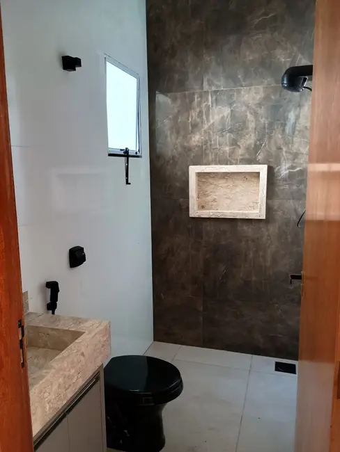 Casa com 2 quartos à venda, 64m2 em Arapora - MG - imagem 4 Foto 4 de Casa com 2 quartos à venda, 64m2 em Arapora - MG