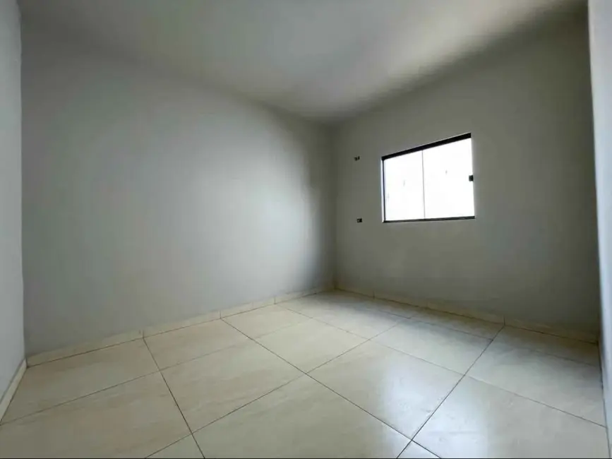 Casa com 2 quartos à venda em Itumbiara - GO - imagem 4 Foto 4 de Casa com 2 quartos à venda em Itumbiara - GO