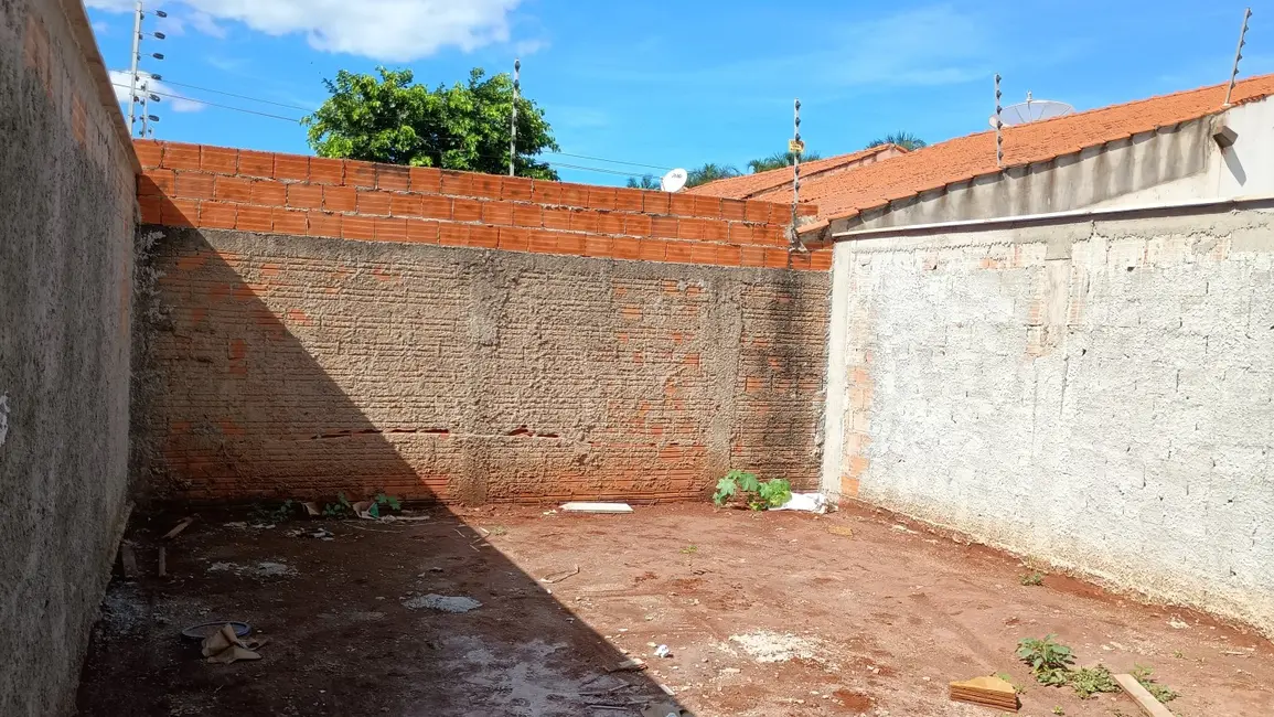 Foto 6 de Casa com 2 quartos à venda, 95m2 em Itumbiara - GO