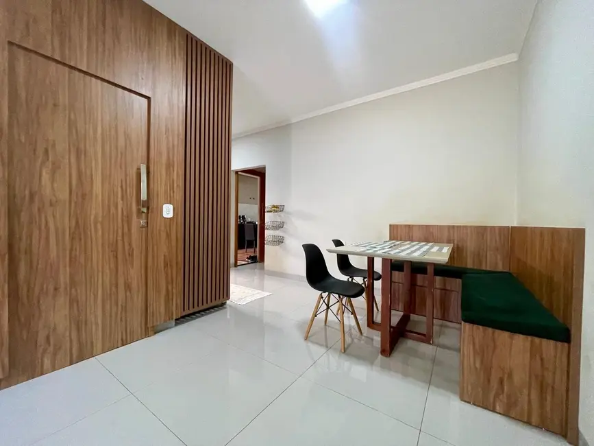 Foto 6 de Casa com 3 quartos à venda, 134m2 em Itumbiara - GO