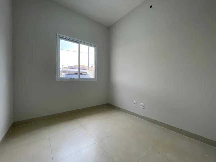 Foto 5 de Casa com 3 quartos à venda em Arapora - MG