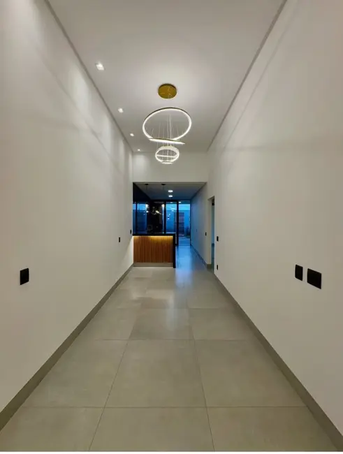 Foto 3 de Casa com 3 quartos à venda, 100m2 em Itumbiara - GO