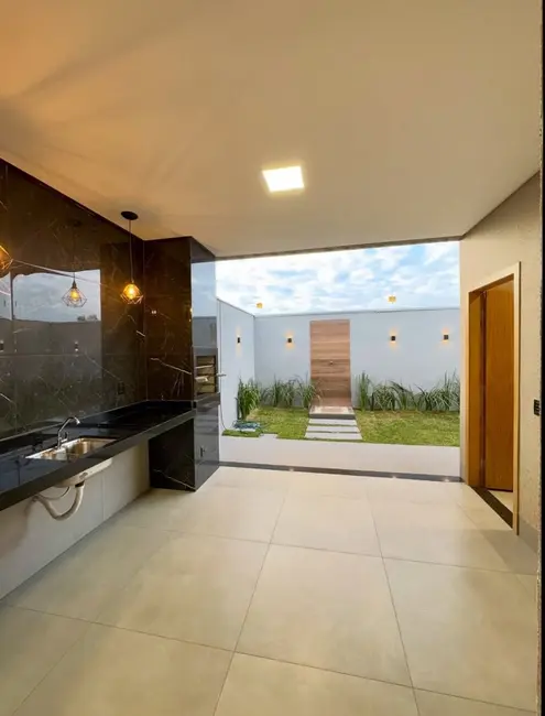 Foto 6 de Casa com 3 quartos à venda, 100m2 em Itumbiara - GO