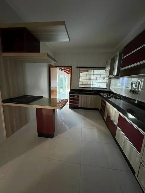 Foto 7 de Casa com 3 quartos à venda, 220m2 em Caldas Novas - GO