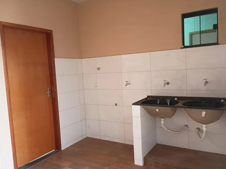 Foto 7 de Casa com 2 quartos à venda, 90m2 em Itumbiara - GO