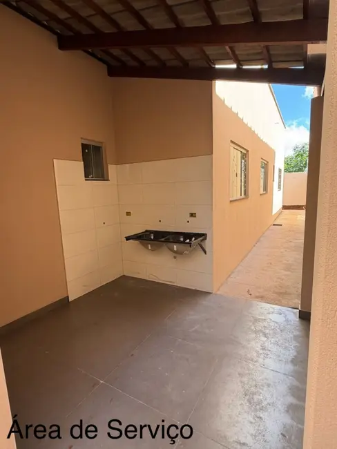 Foto 2 de Casa com 3 quartos à venda, 90m2 em Itumbiara - GO