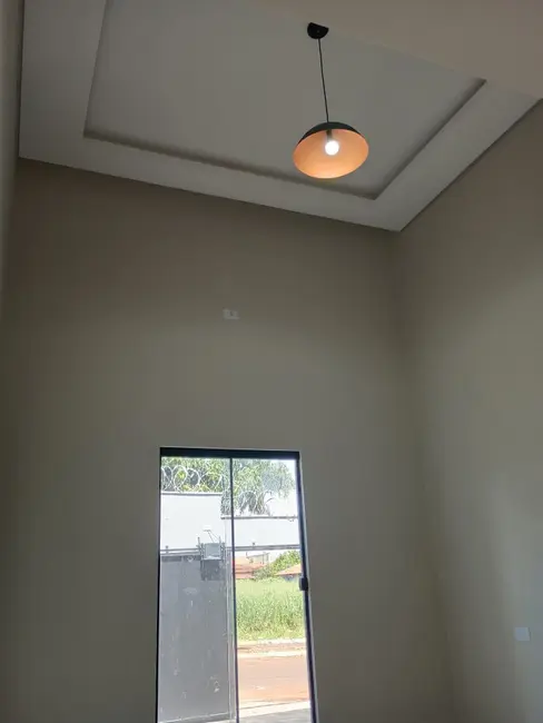 Foto 3 de Casa com 3 quartos à venda, 90m2 em Itumbiara - GO