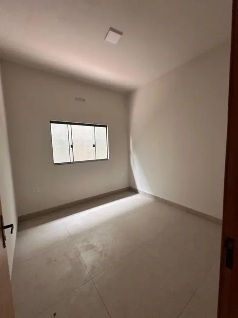 Foto 6 de Casa com 3 quartos à venda, 90m2 em Itumbiara - GO