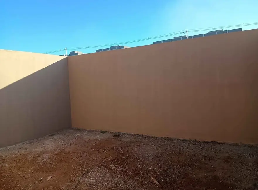 Foto 8 de Casa com 2 quartos à venda, 90m2 em Itumbiara - GO